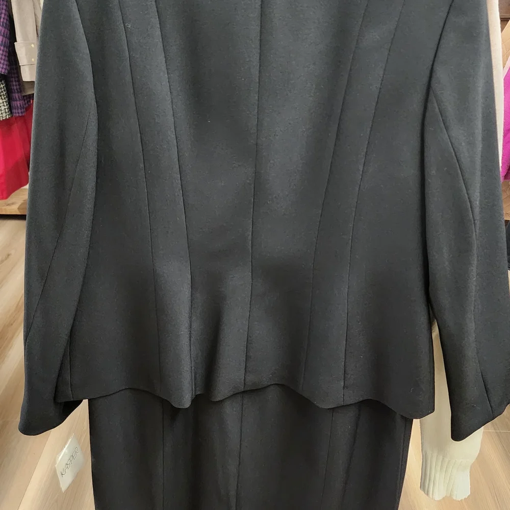 Kasper Black Blazer And Dress - Picture 4 of 6